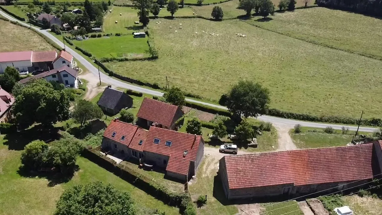 Domaine De Villateux Terjat Frankrike